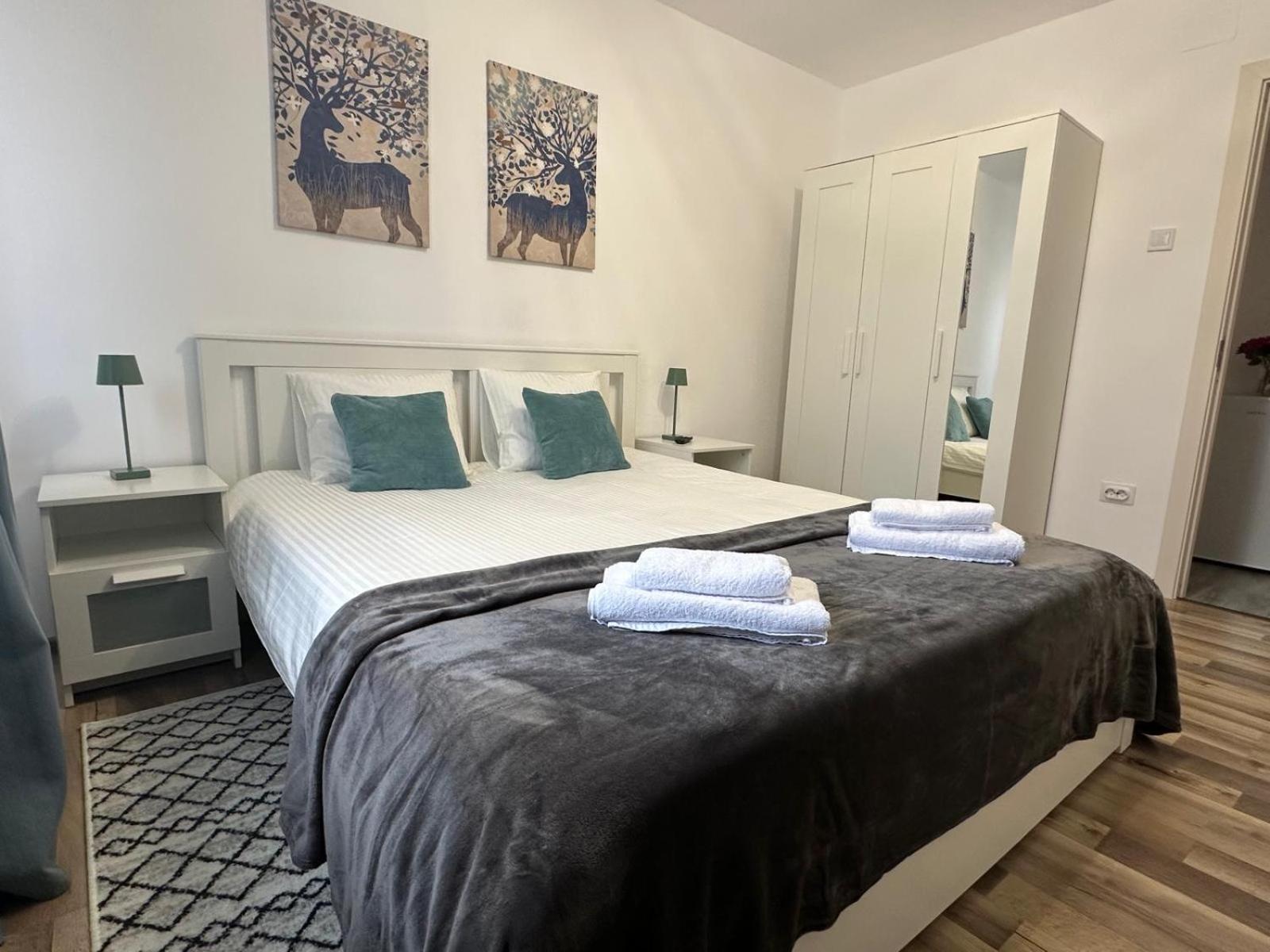 Apartament 2 Cam Cetate Алба-Юлия Экстерьер фото